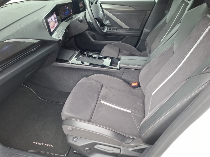 Vauxhall Astra 1.6 Plug-in Hybrid Gse White #5