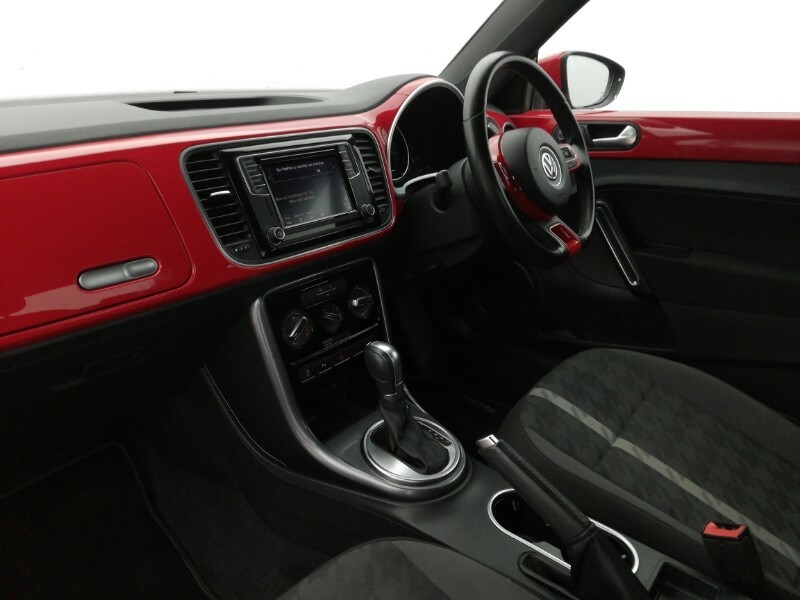 Volkswagen Beetle 1.2 Tsi Design Dsg Red #5