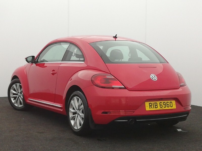 Volkswagen Beetle 1.2 Tsi Design Dsg Red #2