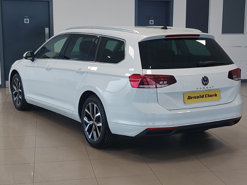 Volkswagen Passat 1.5 Tsi Evo Sel Dsg White #2