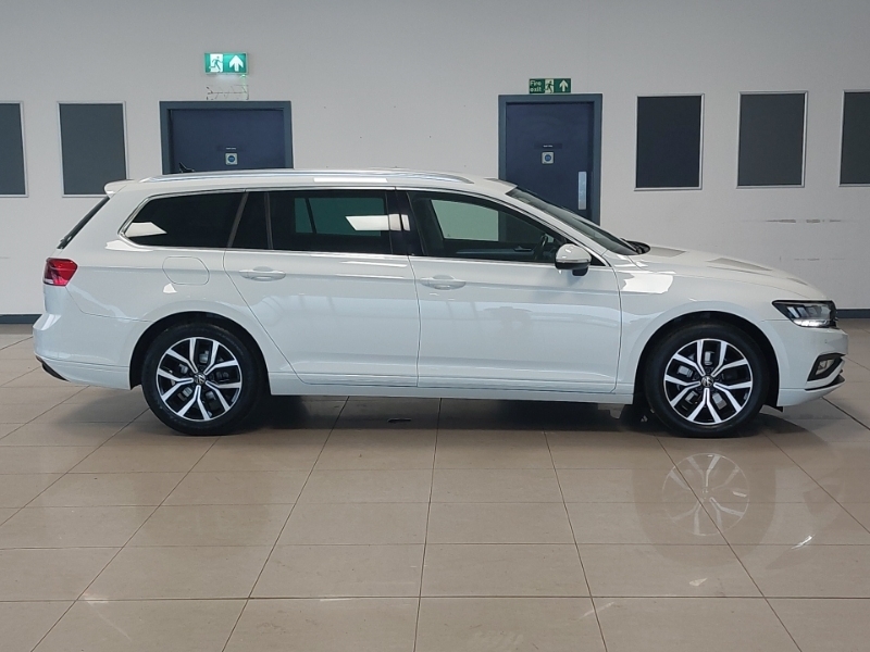 Volkswagen Passat 1.5 Tsi Evo Sel Dsg White #3