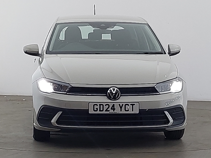 Volkswagen Polo Hatchback White #14
