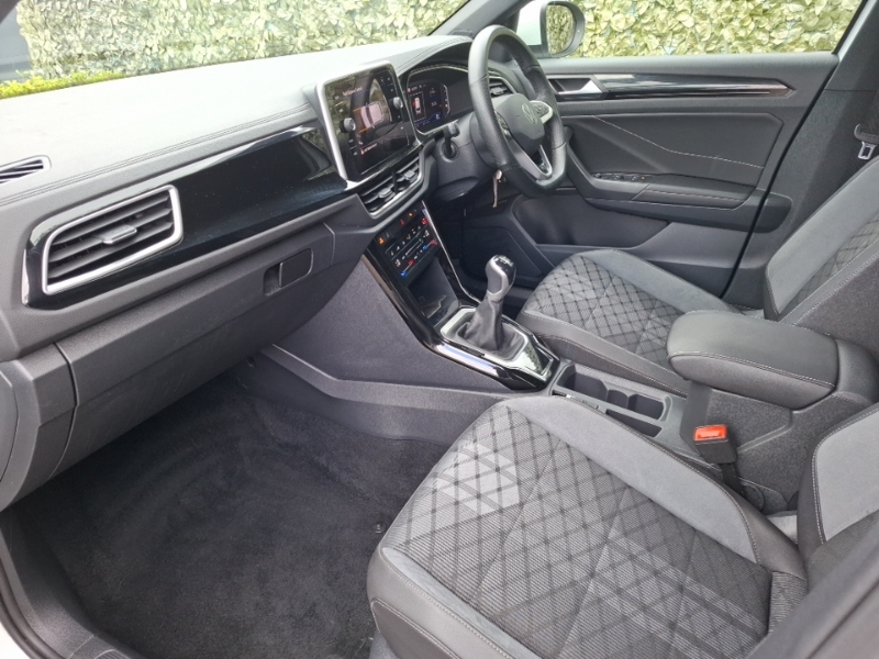 Volkswagen T-Roc 1.5 Tsi R-line MC74GKO White #5