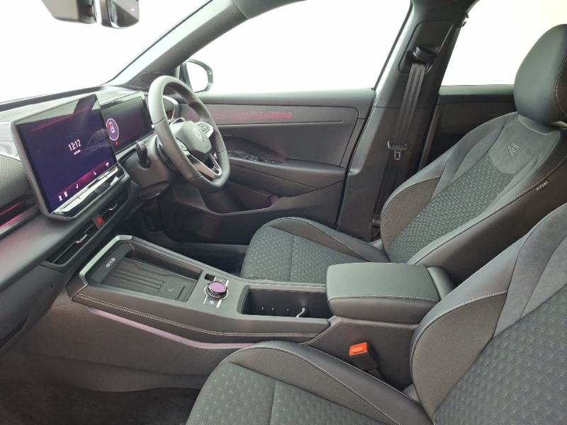 Volkswagen T-Roc 1.5 Etsi 150 R-line Dsg White #5