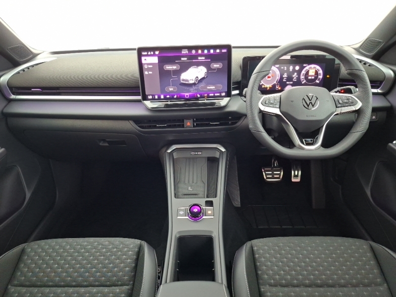 Volkswagen T-Roc 1.5 Etsi 150 R-line Dsg Red #3