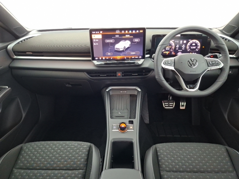 Volkswagen T-Roc 1.5 Etsi 150 R-line Dsg Red #3