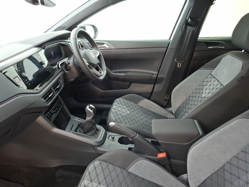 Volkswagen Taigo 1.0 Tsi 115 Black Edition White #5