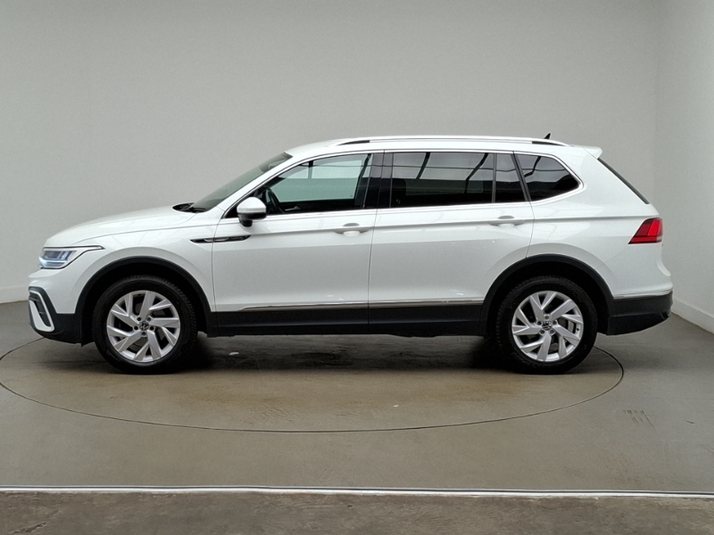 Volkswagen Tiguan Allspace 1.5 Tsi Life Dsg White #4