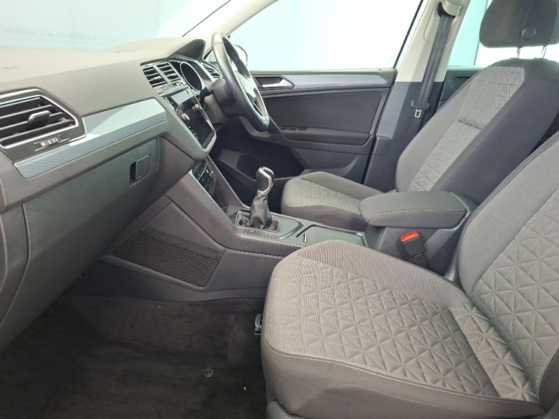 Volkswagen Tiguan 2.0 Tdi Life Silver #5