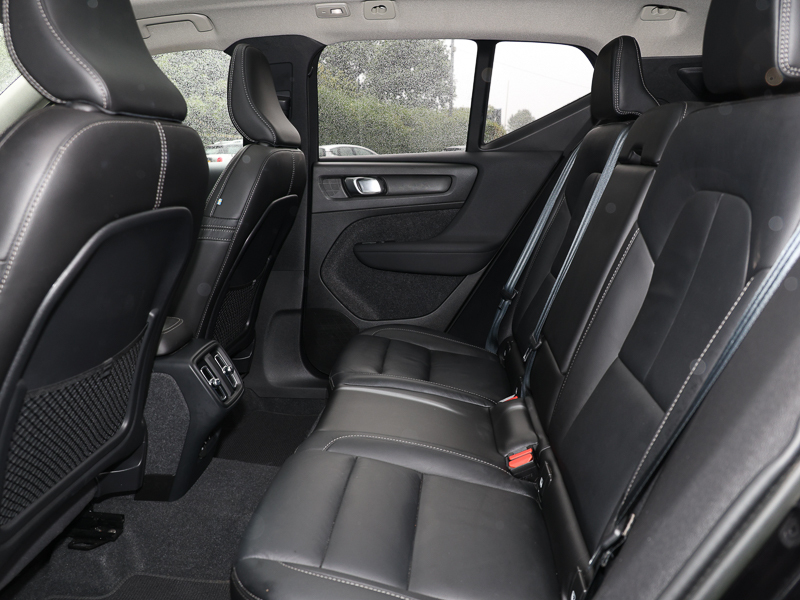 Volvo XC40 2.0 B4p Ultimate Dark Black #6