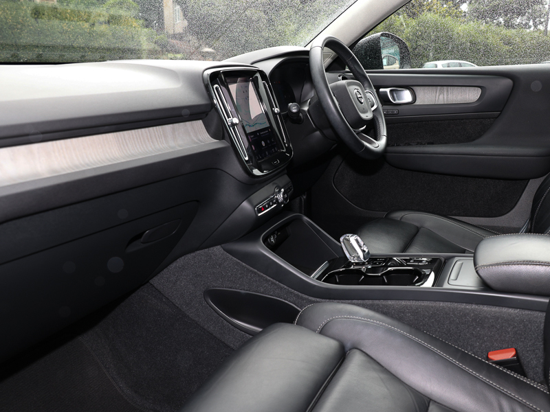 Volvo XC40 2.0 B4p Ultimate Dark Black #3