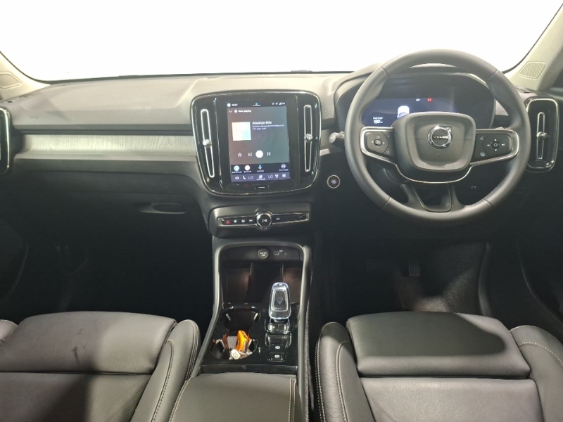 Volvo XC40 2.0 B3p Ultra Dark SO25MVK Black #3