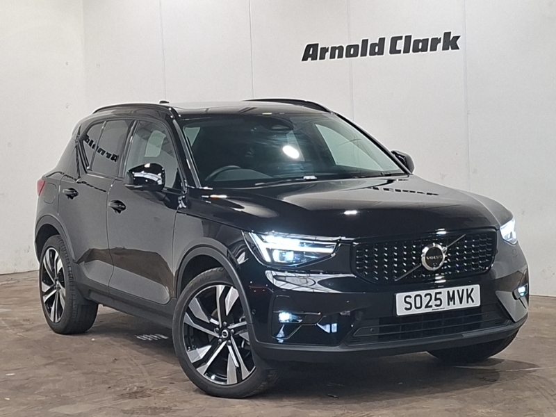 Volvo XC40 2.0 B3p Ultra Dark Black