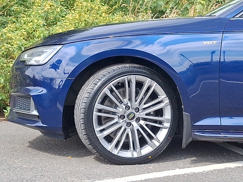 Audi A4 3.0 Tfsi 354Ps Quattro Avant Red #19