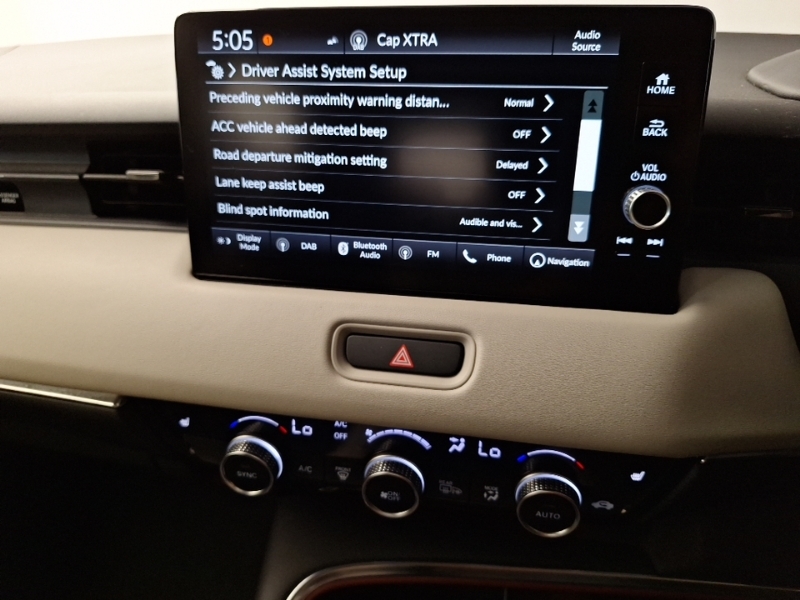 Honda Hr-V 1.5 Ehev Elegance Cvt White #15