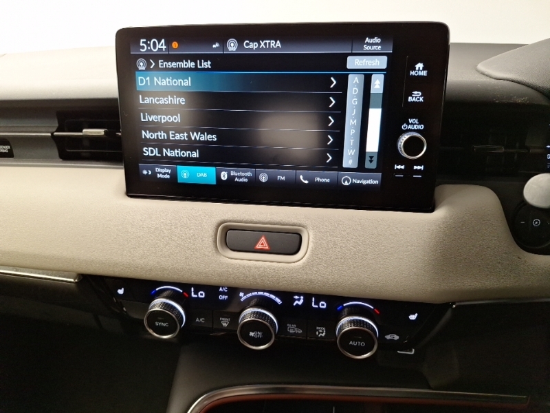 Honda Hr-V 1.5 Ehev Elegance Cvt White #11