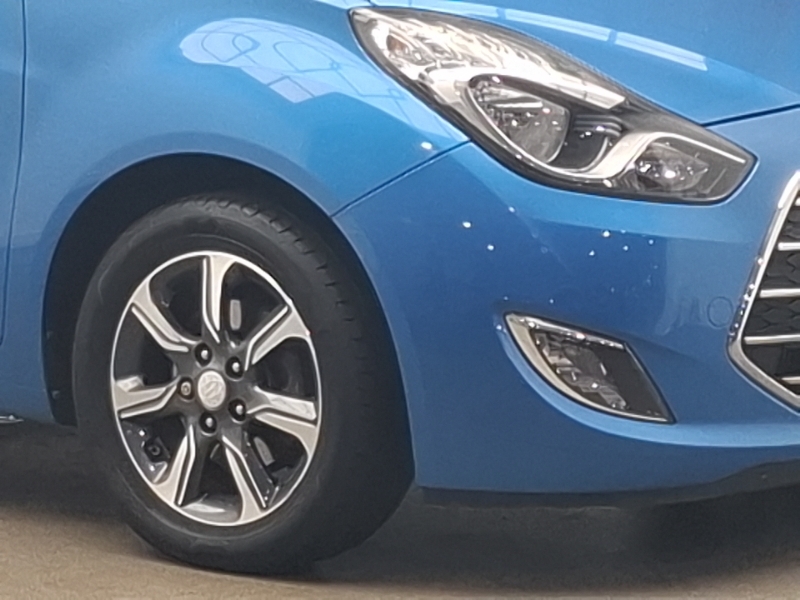 Hyundai Ix20 1.4L Premium White #20