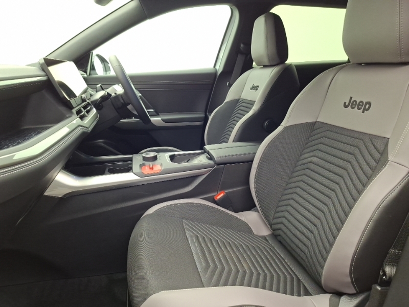 Jeep Compass 1.2 E-hybrid Summit Dct White #5