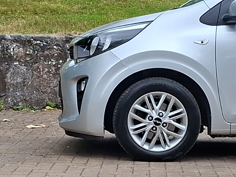 Kia Picanto 1.0 3 4 Seats Yellow #19