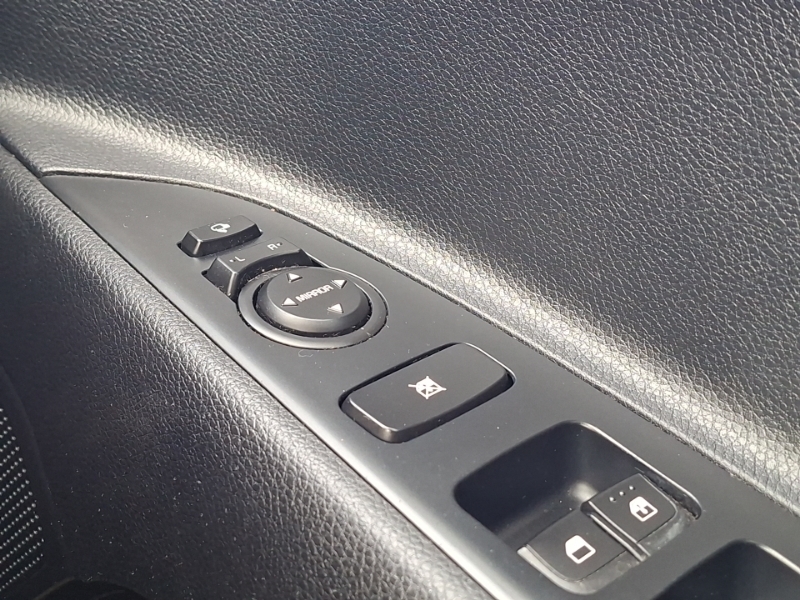 Kia Stonic 1.0 T-gdi 3 BG68YZS White #17