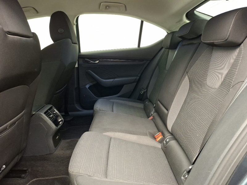 Skoda Octavia 1.0 Tsi Se Technology Grey #6