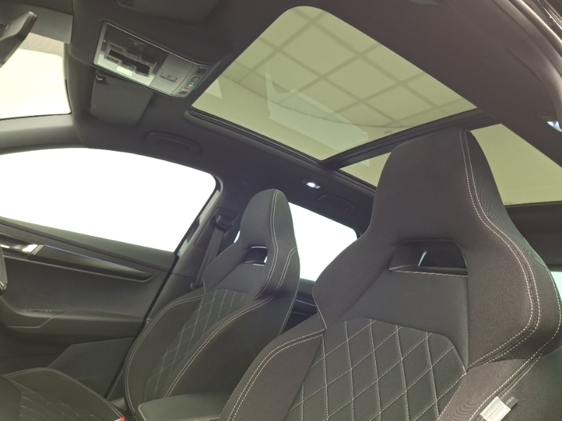 Skoda Karoq Suv Grey #17