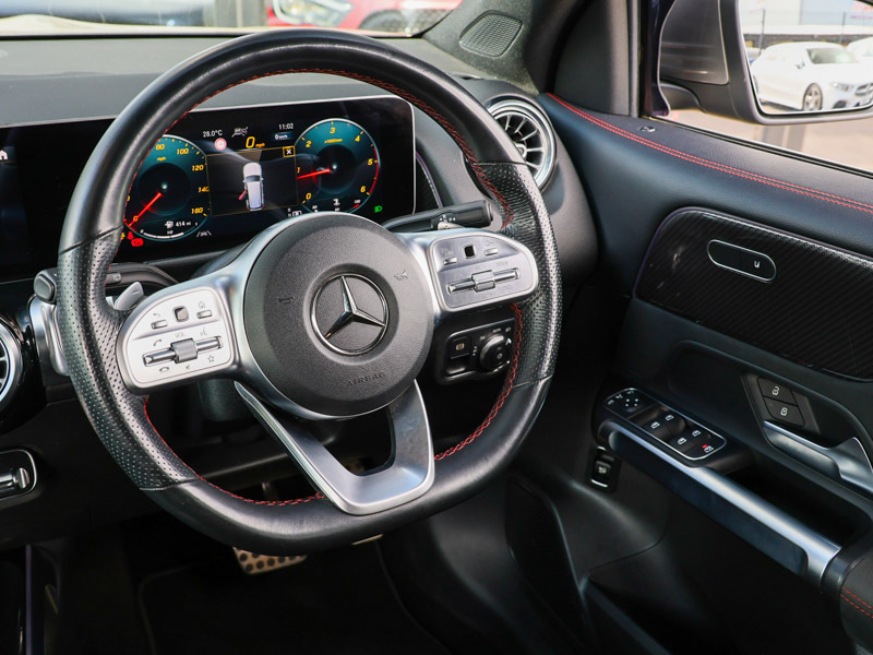 Mercedes-Benz GLB Class Glb 220 D 4Matic Amg Line Premium Black #19