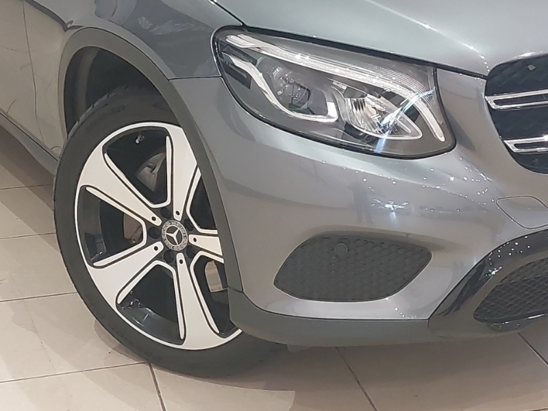 Mercedes-Benz GLC Class Glc 250 D 4Matic Amg Line Premium Plus White #20