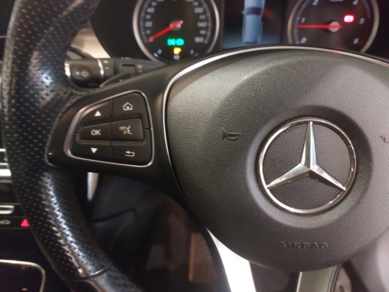 Mercedes-Benz GLC Class Glc 250 D 4Matic Amg Line Premium Plus White #12