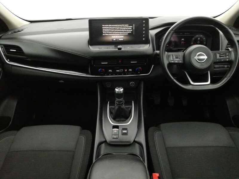 Nissan Qashqai 1.3 Dig-t Mh N-connecta Glass Roof Black #3