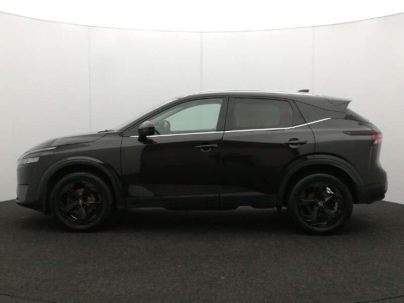 Nissan Qashqai 1.3 Dig-t Mh N-connecta Glass Roof Black #4