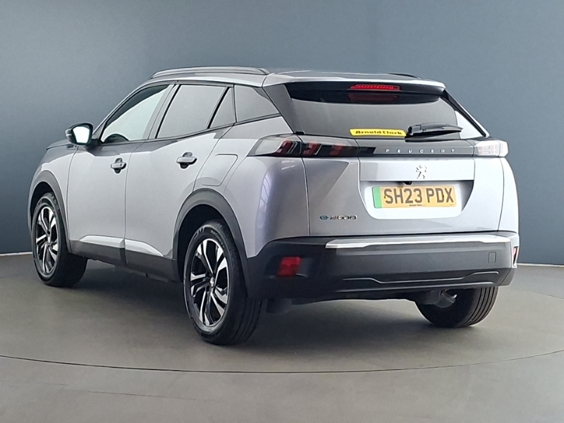 Peugeot e-2008 100Kw Allure Premium 50Kwh Grey #2