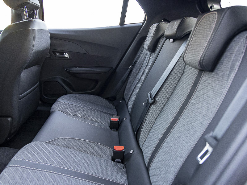 Peugeot 2008 1.2 Puretech Allure Grey #6