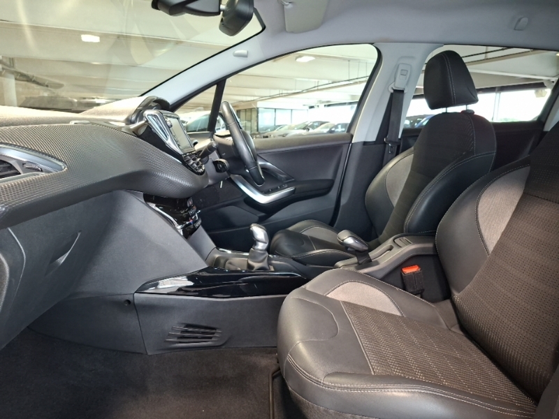 Peugeot 2008 1.2 Puretech Allure Start Stop Grey #5