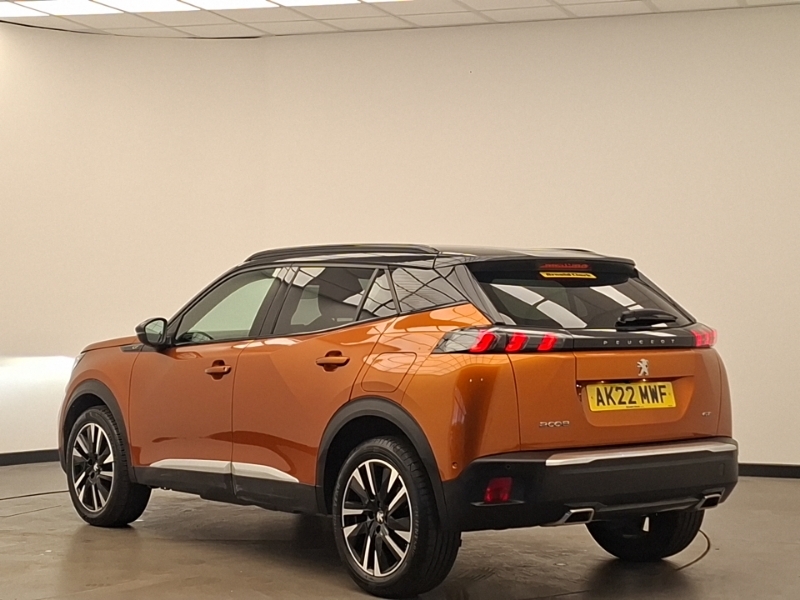 Peugeot 2008 1.2 Puretech 130 Gt Premium Eat8 Orange #2