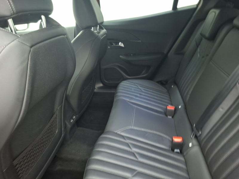 Peugeot 2008 1.2 Puretech 130 Gt Premium Eat8 Orange #6