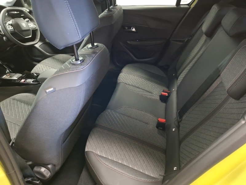 Peugeot 208 1.2 Hybrid 110 Allure E-dsc6 Yellow #6