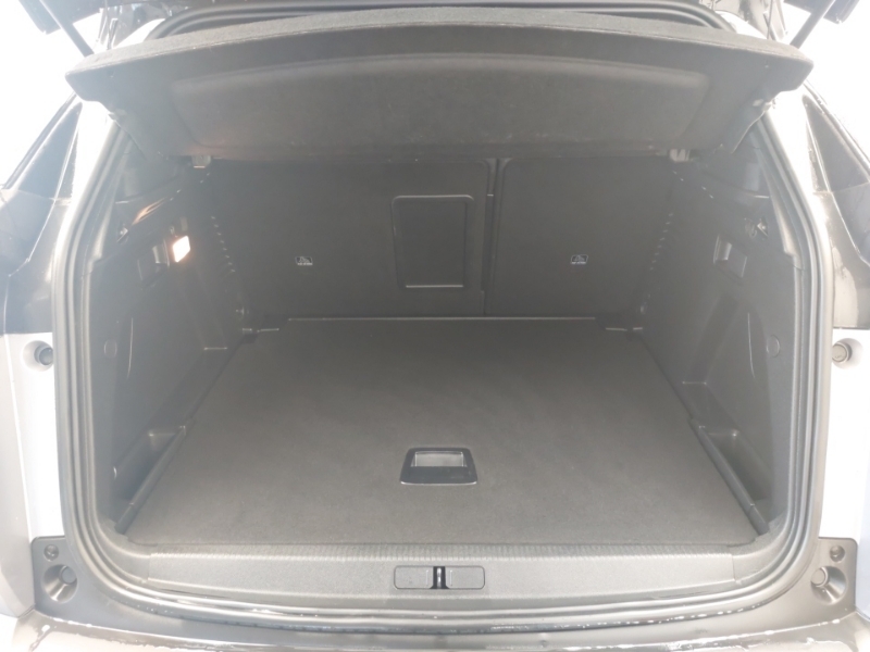 Peugeot 3008 1.2 Puretech Active Premium-plus Blue #18