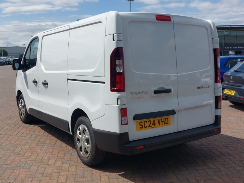 Renault Trafic Sl30 Blue Dci 130 Advance Safety Van White #2