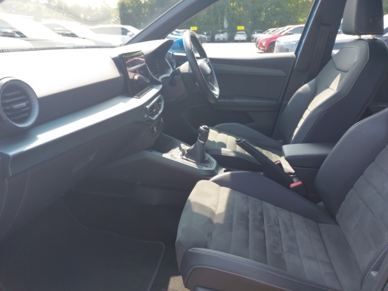 Seat Arona 1.0 Tsi 110 Xperience Lux Blue #5