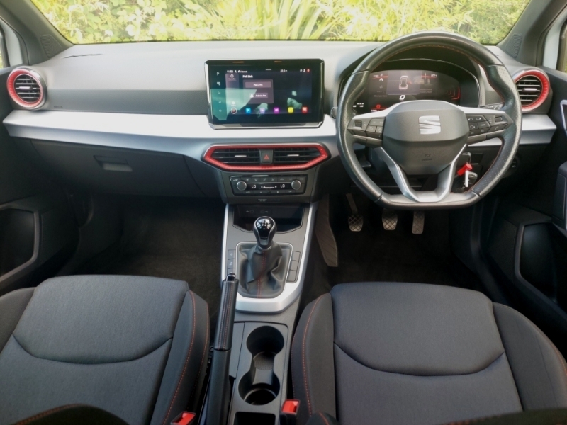Seat Arona 1.0 Tsi 110 Fr White #3