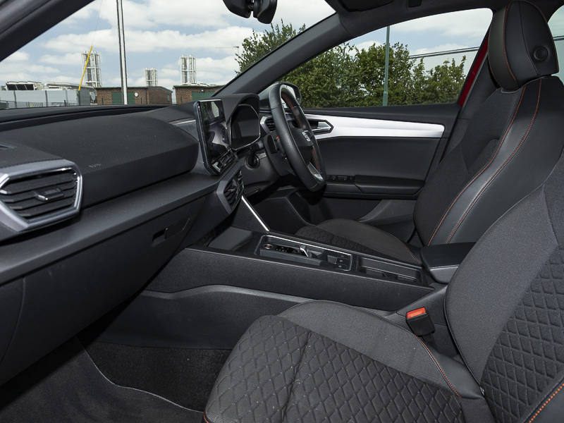 Seat Leon 1.5 Etsi 150 Fr First Edition Dsg Red #5