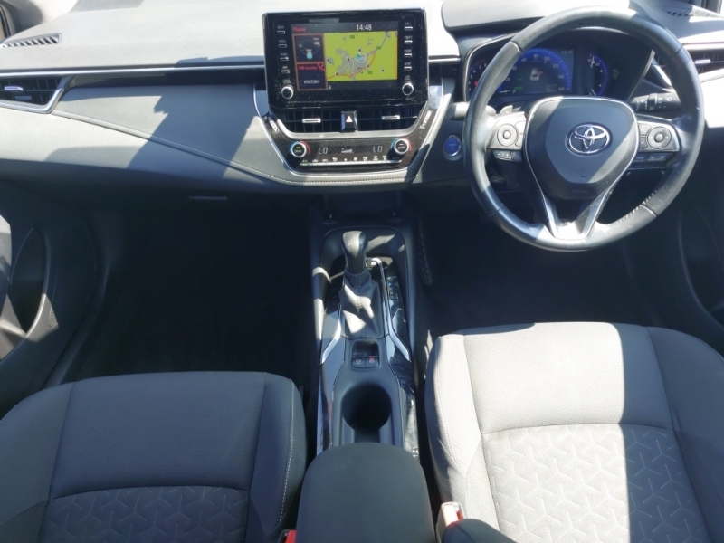 Toyota Corolla 2.0 Vvt-i Hybrid Icon Tech Cvt White #3