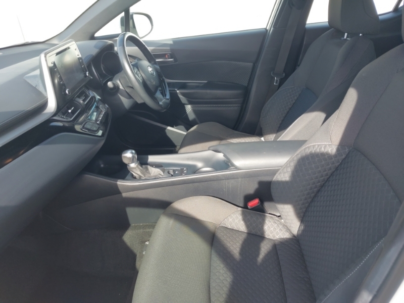 Toyota C-Hr 1.8 Hybrid Icon Cvt White #5