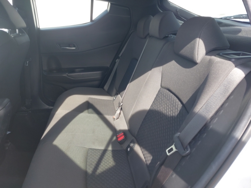 Toyota C-Hr 1.8 Hybrid Icon Cvt White #6