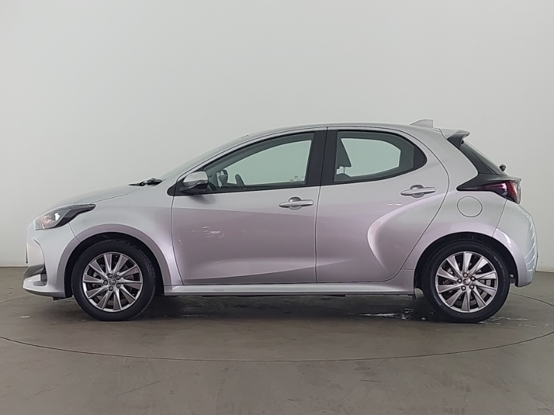 Toyota Yaris 1.5 Hybrid Icon Cvt Silver #4