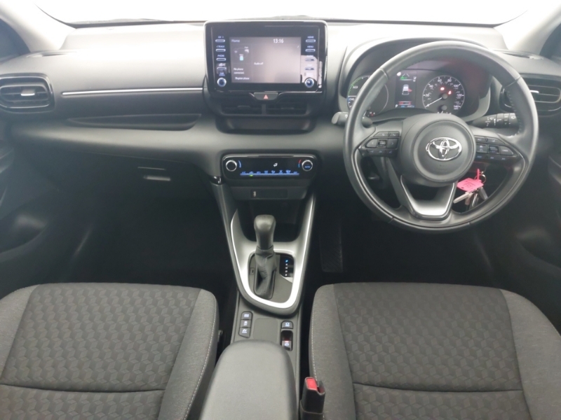 Toyota Yaris 1.5 Hybrid Icon Cvt Silver #3