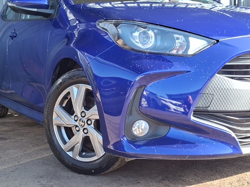 Toyota Yaris Excel #20