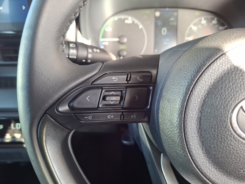 Toyota Yaris Excel #13