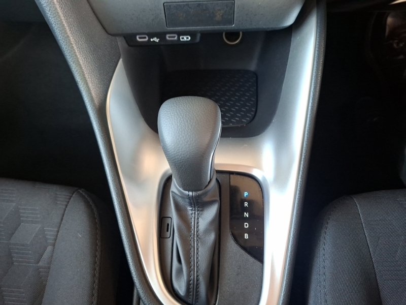 Toyota Yaris Excel #17